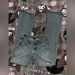 Distressed low rise vintage Vanity jeans
